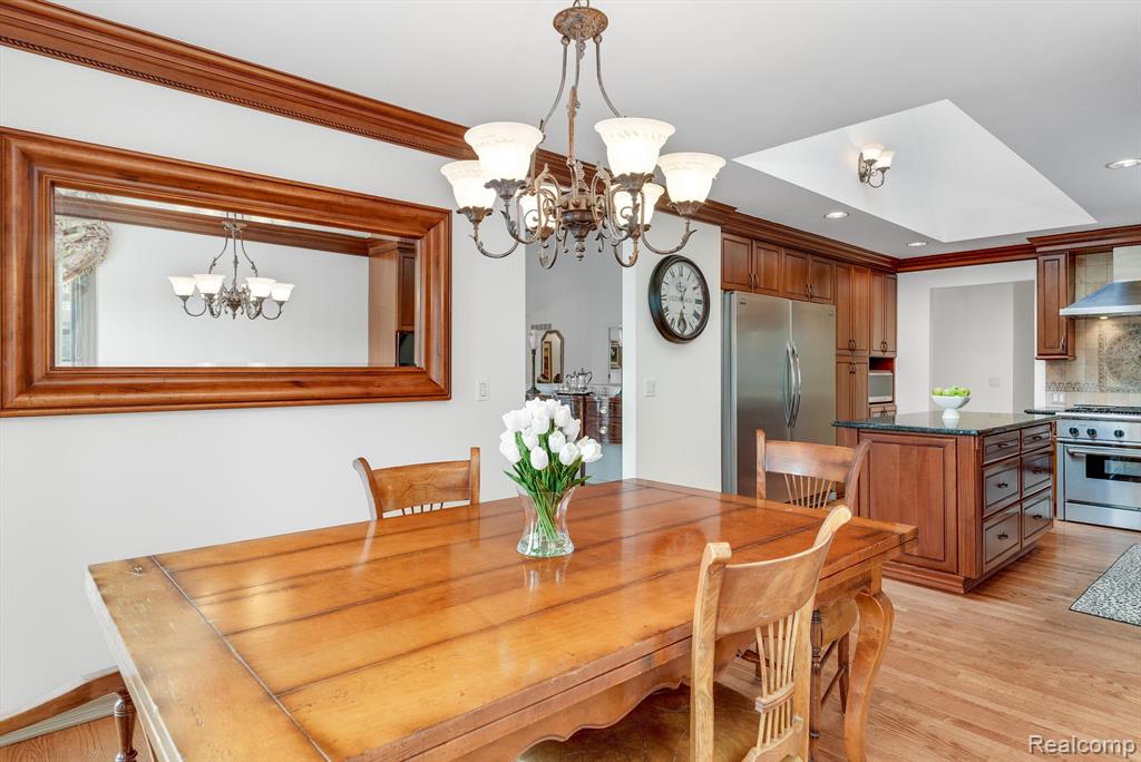 5035 Oakbrooke Drive, West Bloomfield, MI 48323 — Photo 14