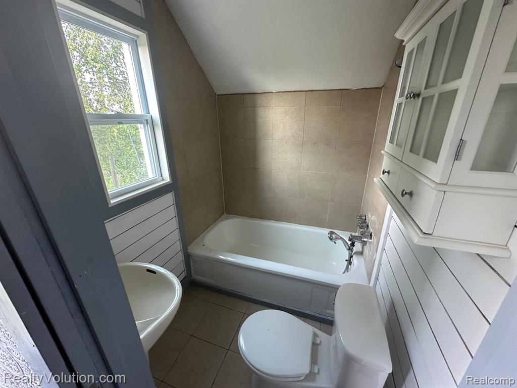 2255 N VAN DYKE Road, Imlay City, MI 48444 — Photo 14