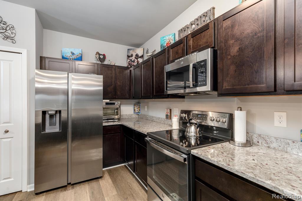 9788 RIDGE RUN Street, Howell, MI 48855 — Photo 15