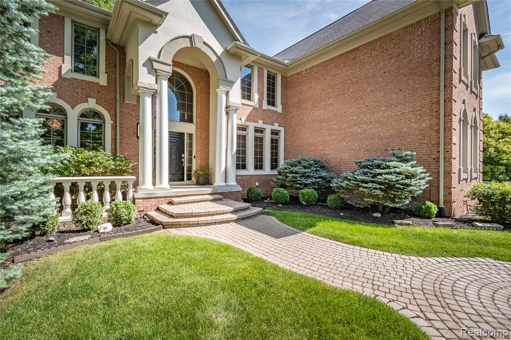 4575 Forest Edge Lane N, West Bloomfield, MI 48323 — Photo 73