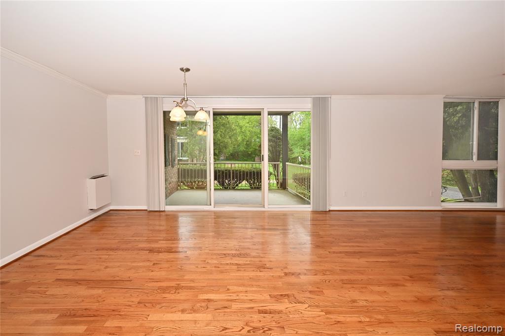 4043 W Maple, D 101, Bloomfield Hills, MI 48301 — Photo 5