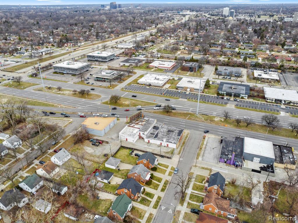 17521 W 8 Mile Road, Detroit, MI 48235 — Photo 33