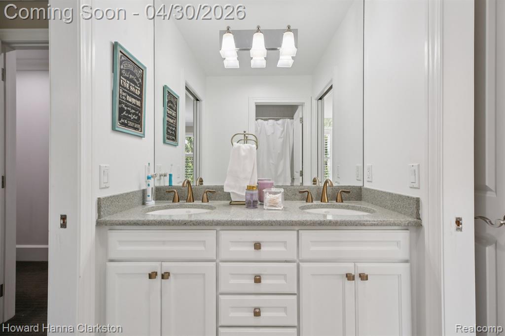 7651 Maple Ridge Court, Clarkston, MI — Photo 40
