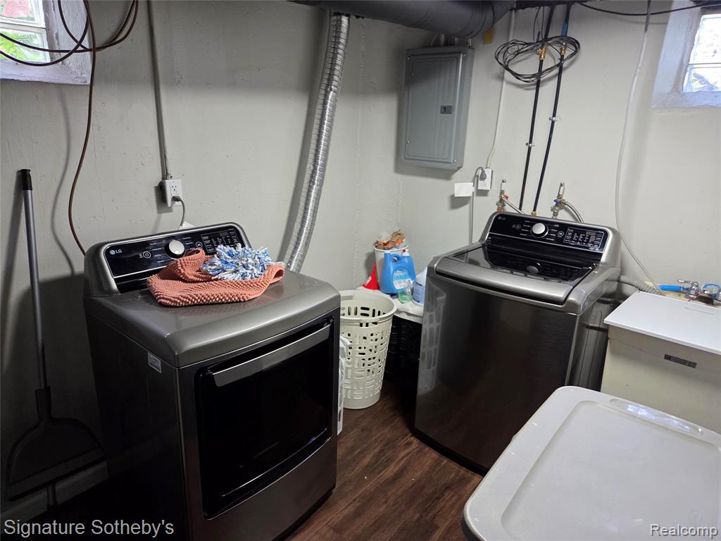 9320 Dixie, Redford, MI 48239 — Photo 18