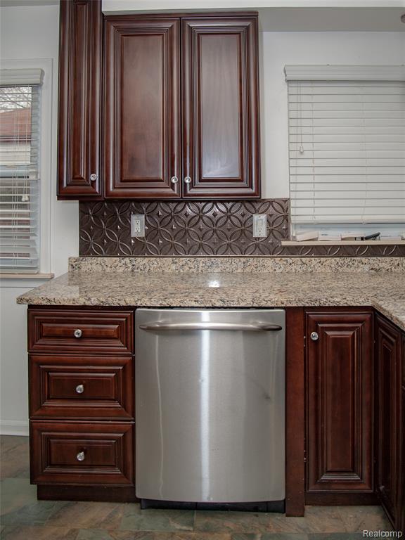 8812 Hemingway, Redford, MI 48239 — Photo 5