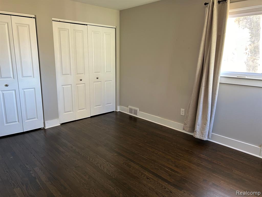 50110 CEDARGROVE Road, Shelby Twp, MI 48317 — Photo 17