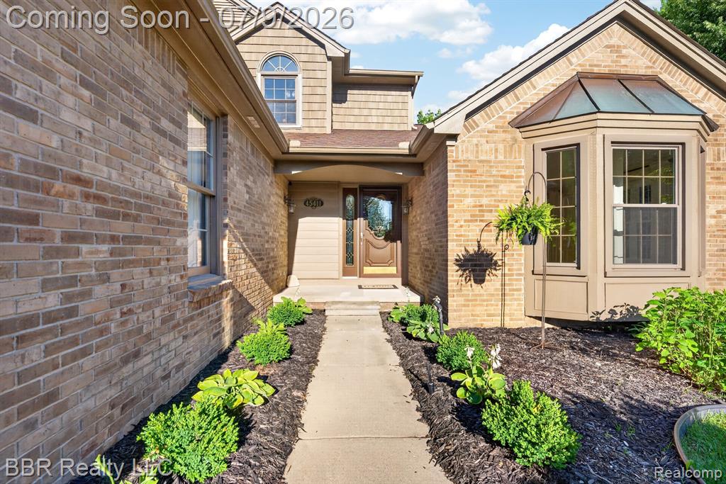 45411 Halston Court, Novi, MI — Photo 3