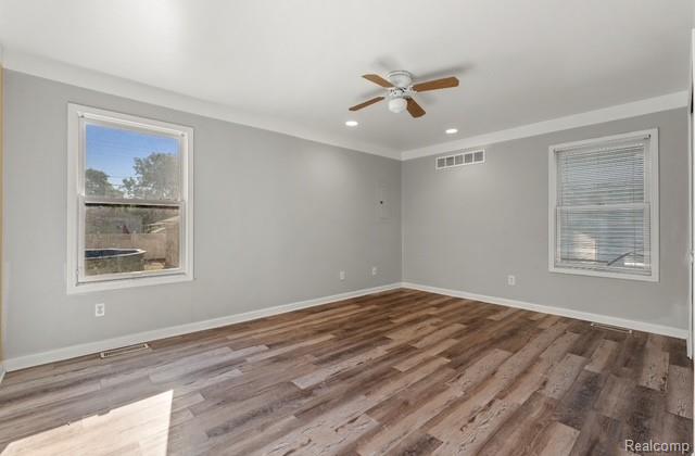 5719 Huron Street, Dearborn Heights, MI 48125 — Photo 17