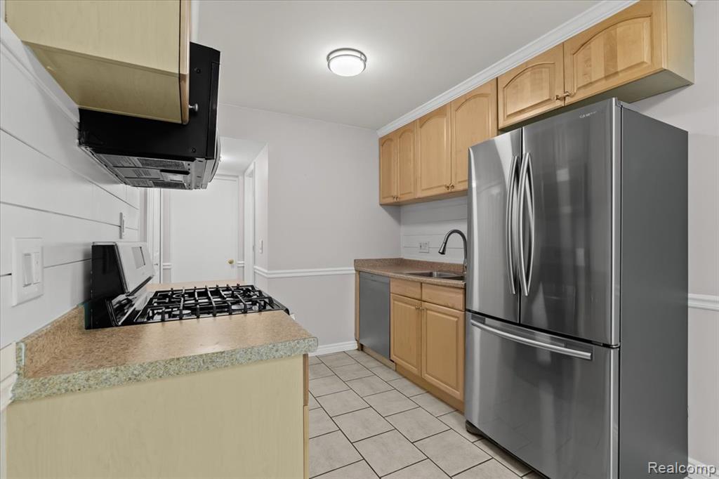 50014 S Jimmy Court, New Baltimore, MI 48047 — Photo 8