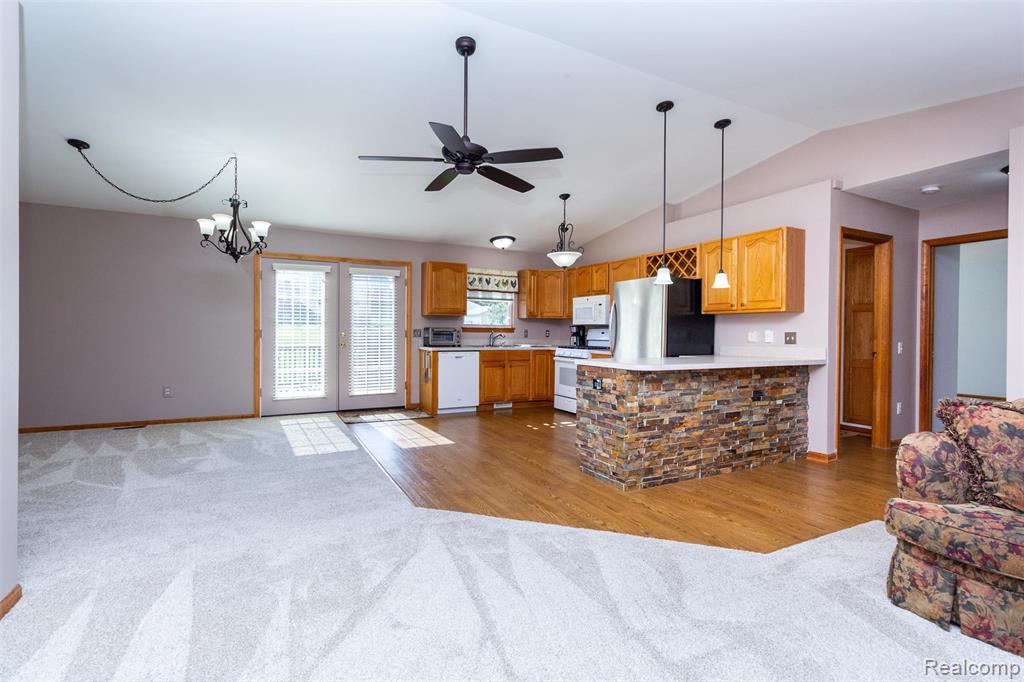 11270 Linda Kay, Goodrich Vlg, MI — Photo 10