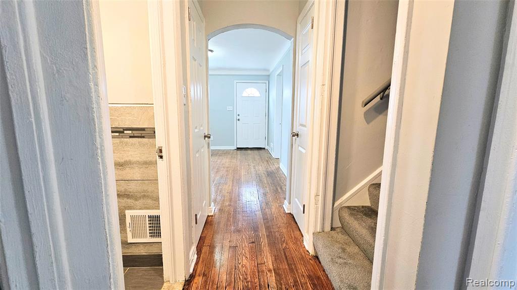 10001 Winthrop Street, Detroit, MI 48227 — Photo 18