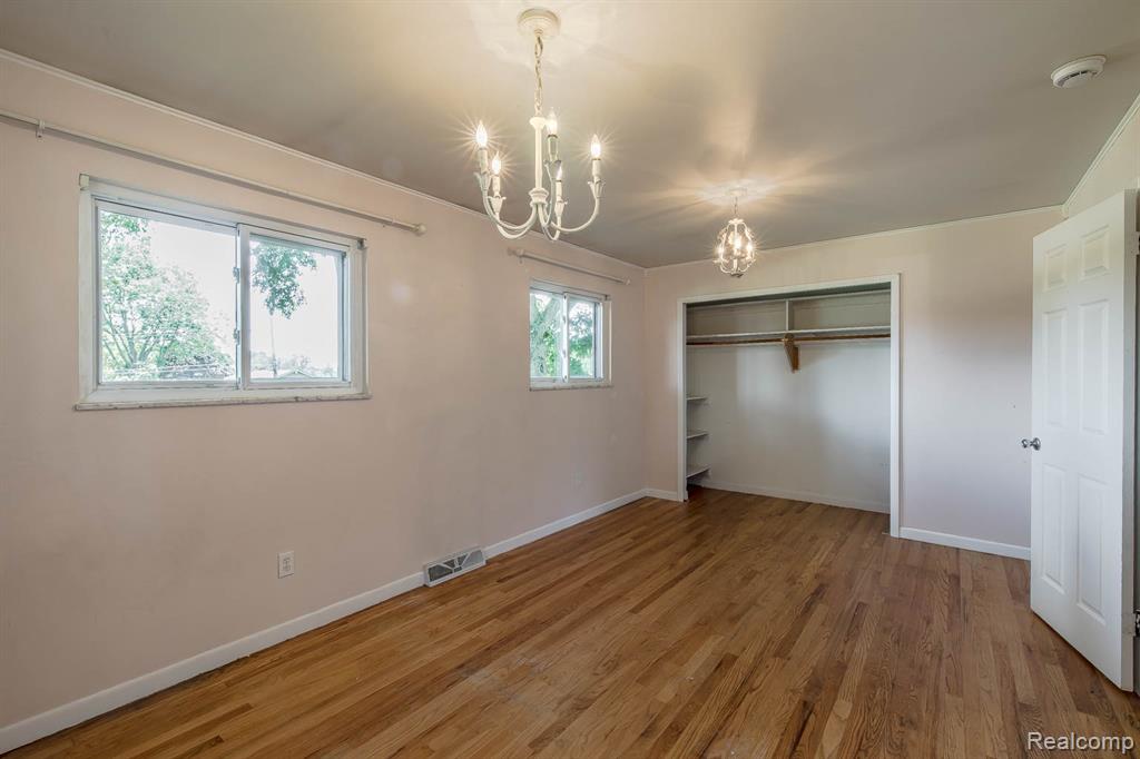 7709 Shelley Drive, Clarkston, MI 48348 — Photo 26