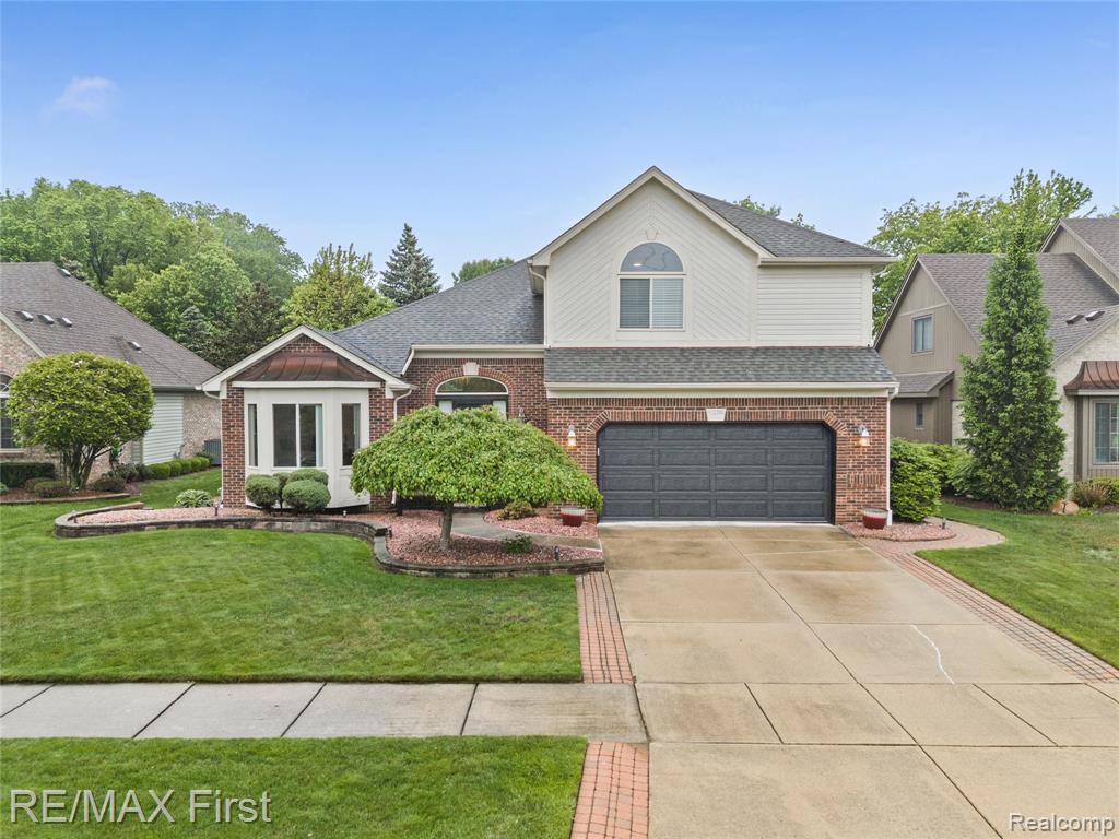 43316 Brooks Drive, Clinton Twp, MI 48038 — Photo 2