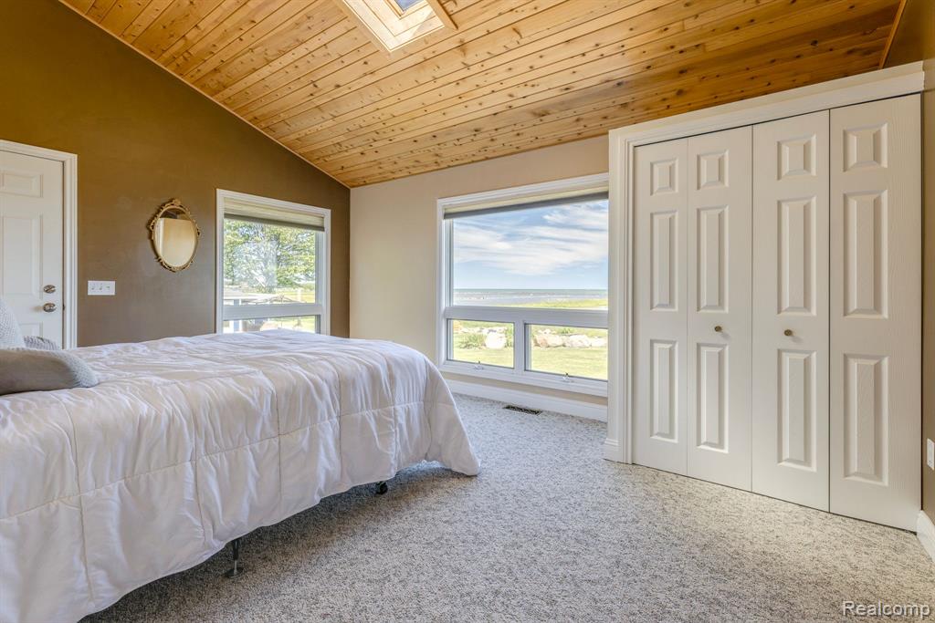6455 LAKEVIEW Drive, MI — Photo 38