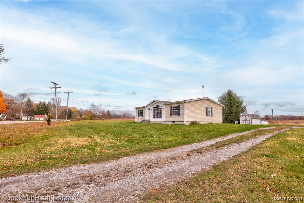 6333 Buell Road, Vassar, MI 48768 — Photo 3