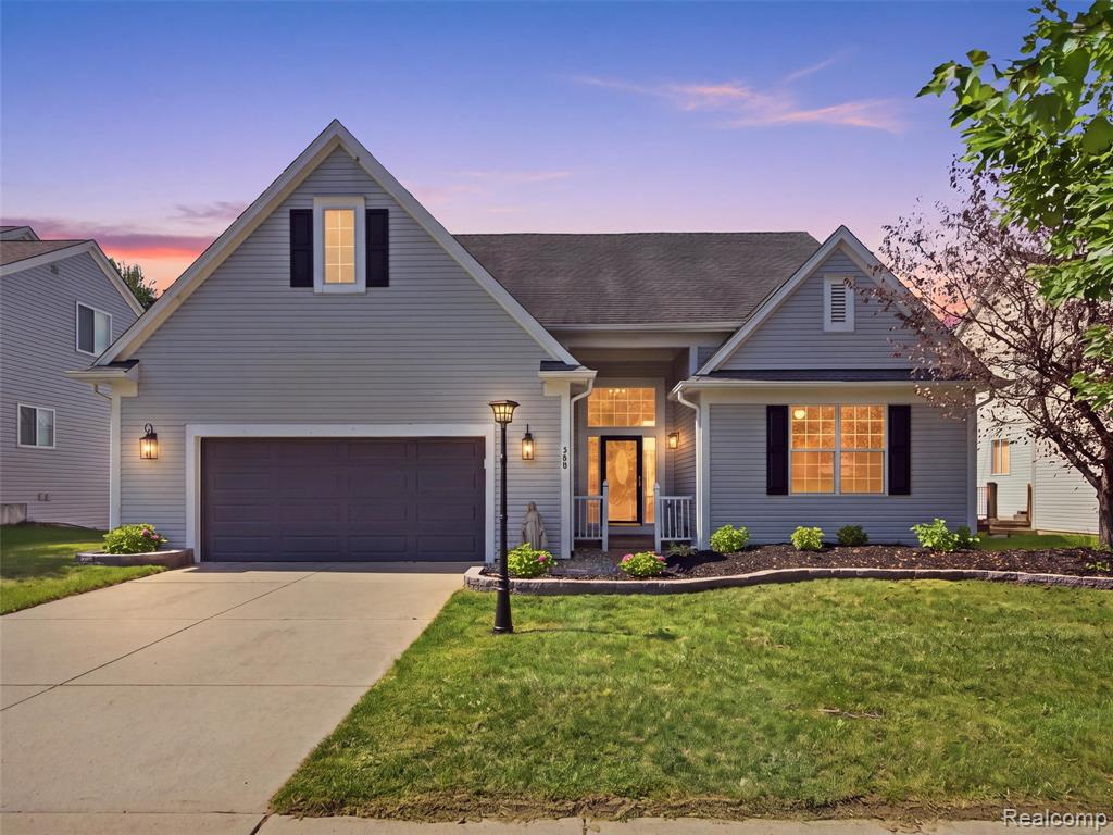 900 Cross Street, Oxford, MI 48371