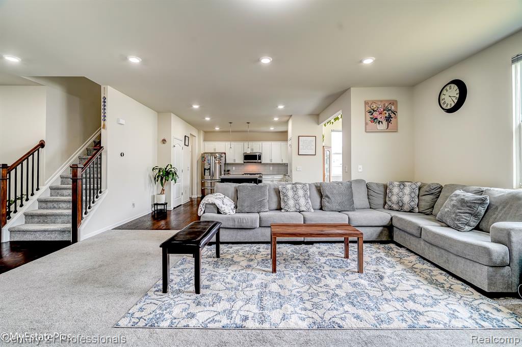 6044 FIELDSTONE Circle, South Lyon, MI 48178 — Photo 56