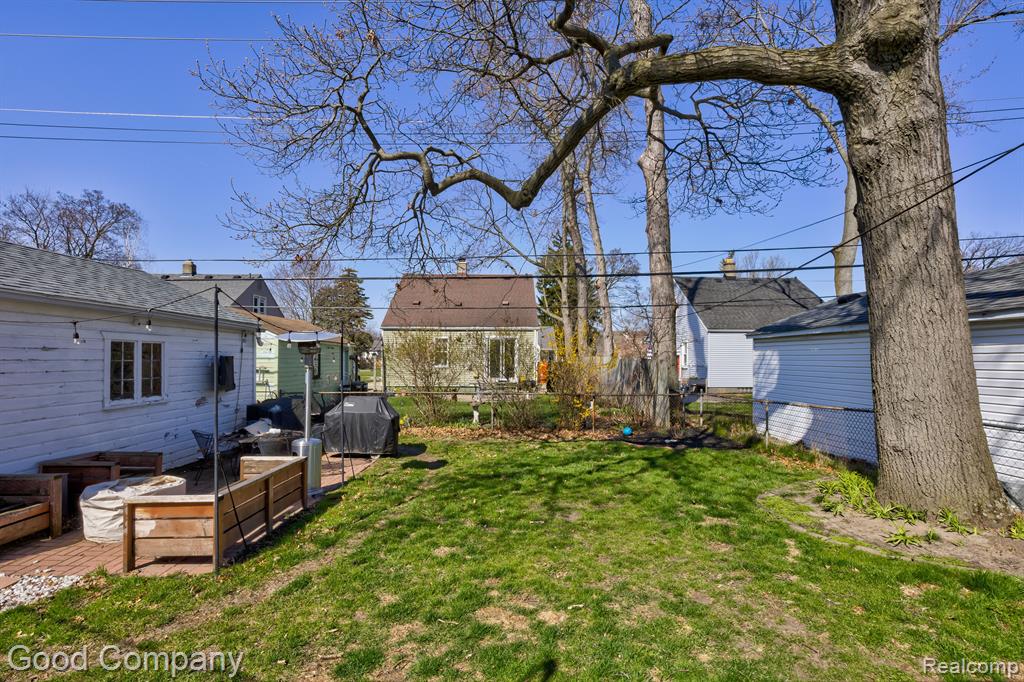 809 MEADOWDALE Street, Ferndale, MI 48220 — Photo 53