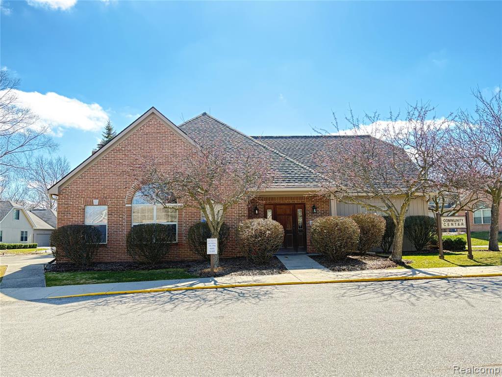 607 Perry Creek Drive, Grand Blanc, MI 48439 — Photo 52