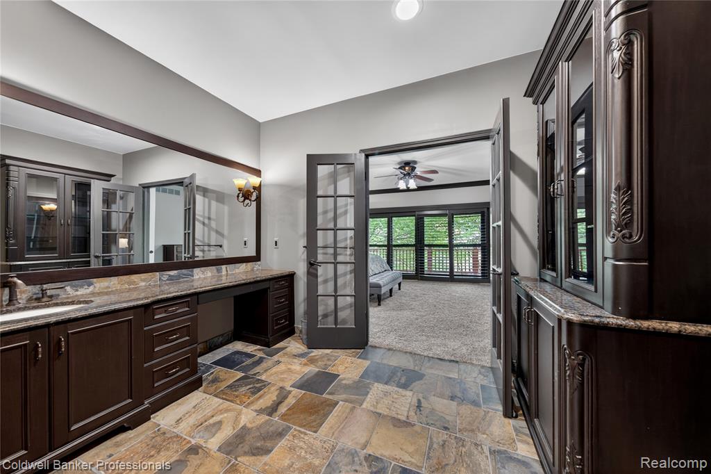 2076 Shore Hill Court, West Bloomfield, MI 48323 — Photo 18