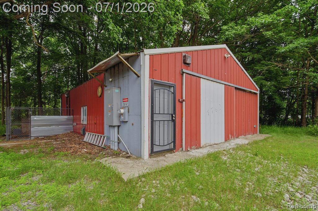 4762 Lonsberry Road, Columbiaville, MI 48421 — Photo 32