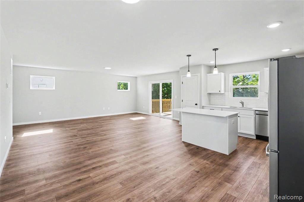 8111 Moonlight Creek Lane, Fowlerville, MI 48836 — Photo 3