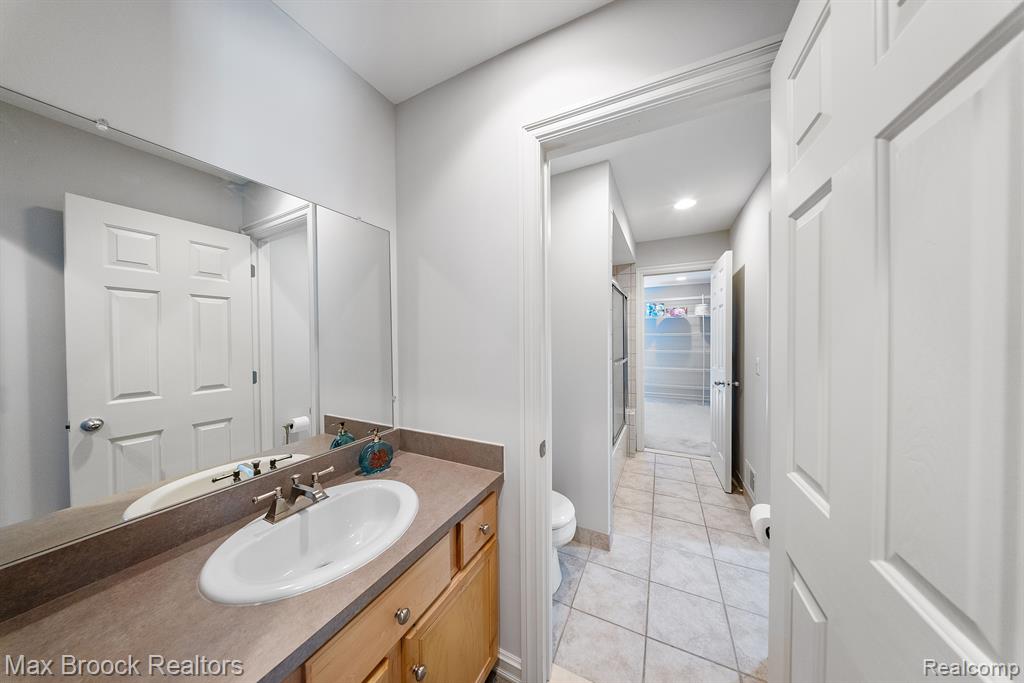 63334 TURNBERRY Way, Washington, MI 48095 — Photo 44