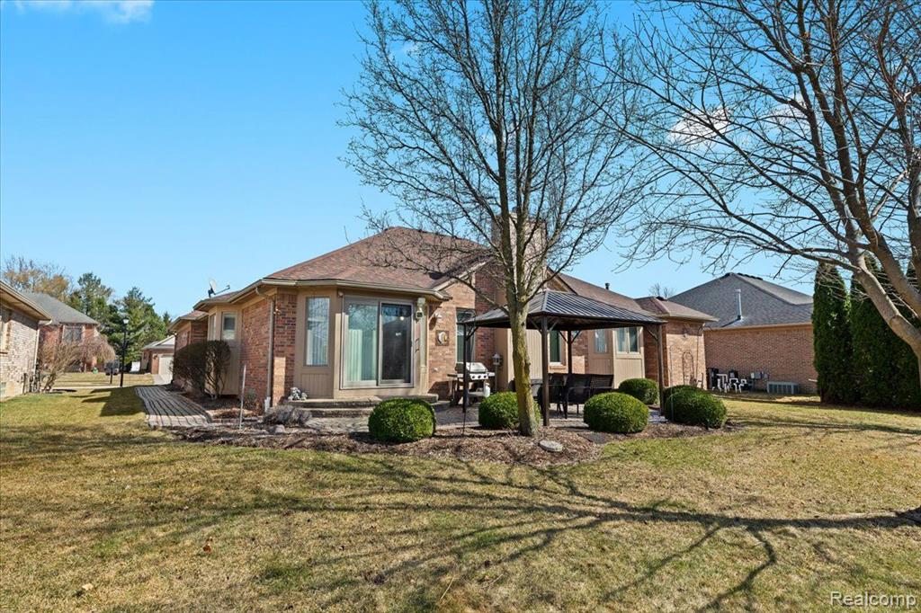 49133 Morning Glory Drive, Macomb, MI 48044 — Photo 39