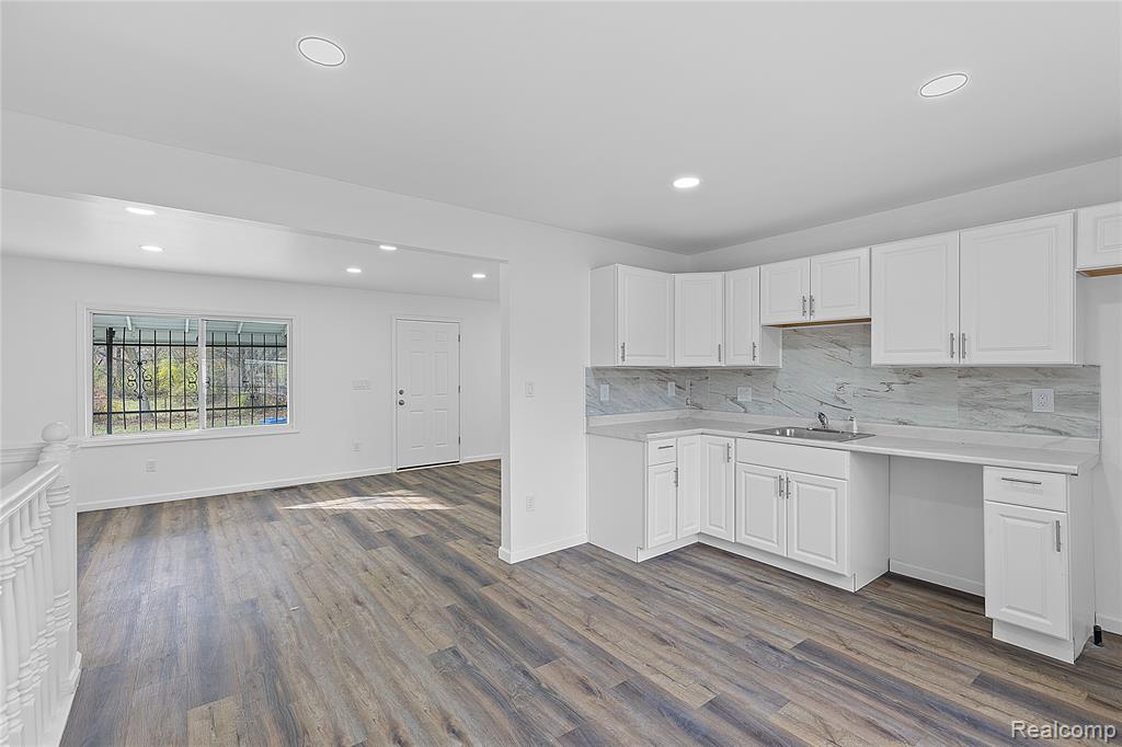 3829 Walnut Street, Inkster, MI 48141 — Photo 7