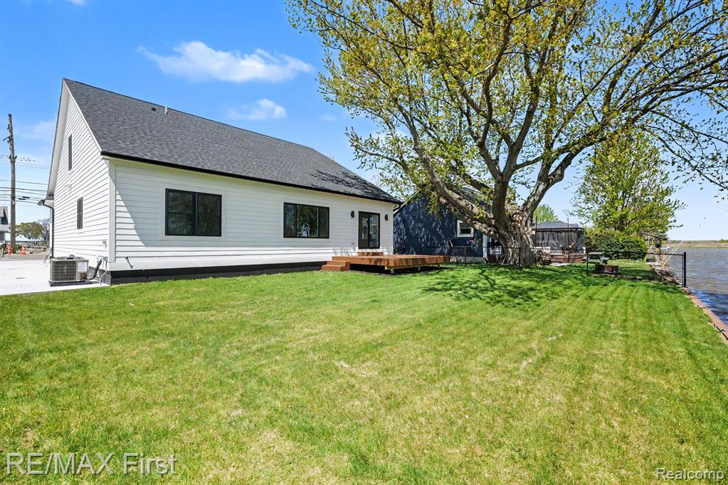 7424 DYKE ROAD, Clay, MI 48001 — Photo 27