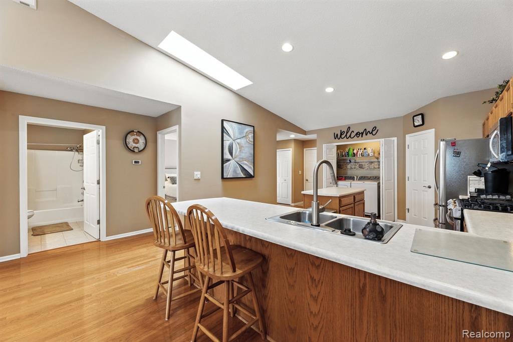 810 Crystal Lane, Marysville, MI 48040 — Photo 16