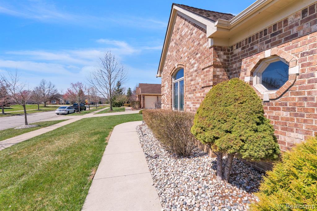 47081 Hidden River Circle N, Canton, MI 48188 — Photo 54