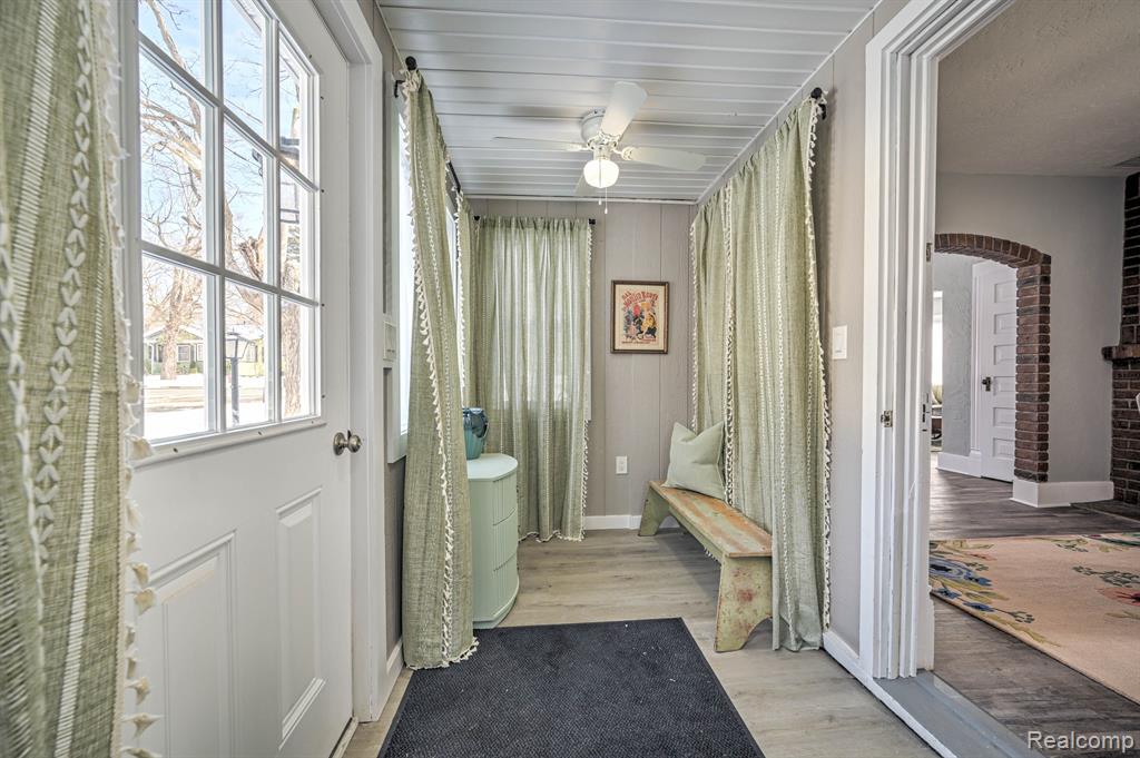 602 S BROAD Street, Holly, MI 48442 — Photo 30