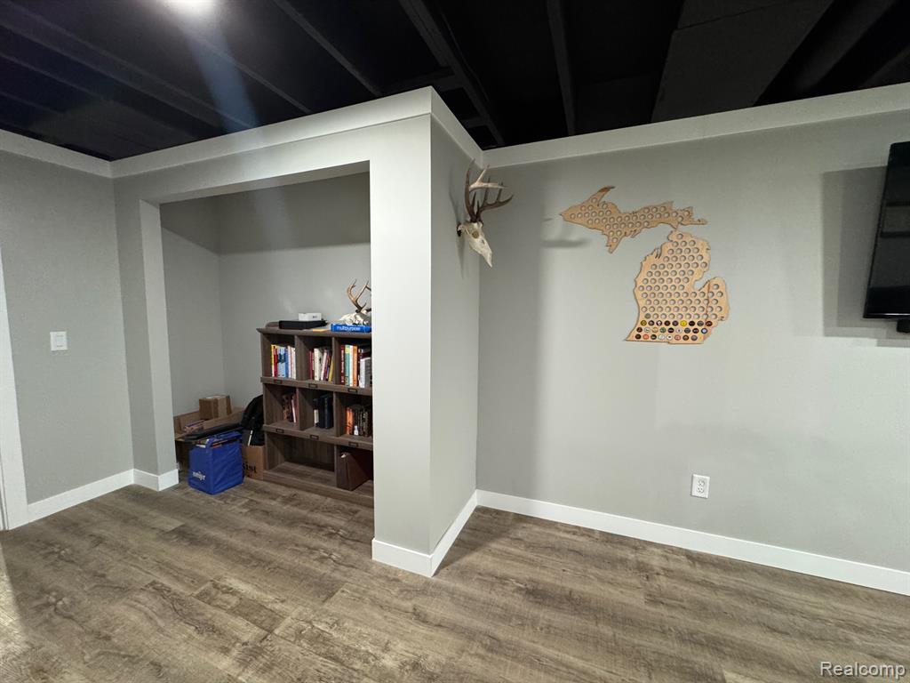 5851 Kingfisher Lane, Clarkston, MI — Photo 55