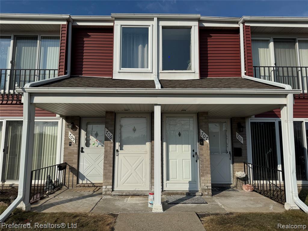 706 Sunset Lane, 63, Saint Clair Shores, MI 48082 — front exterior