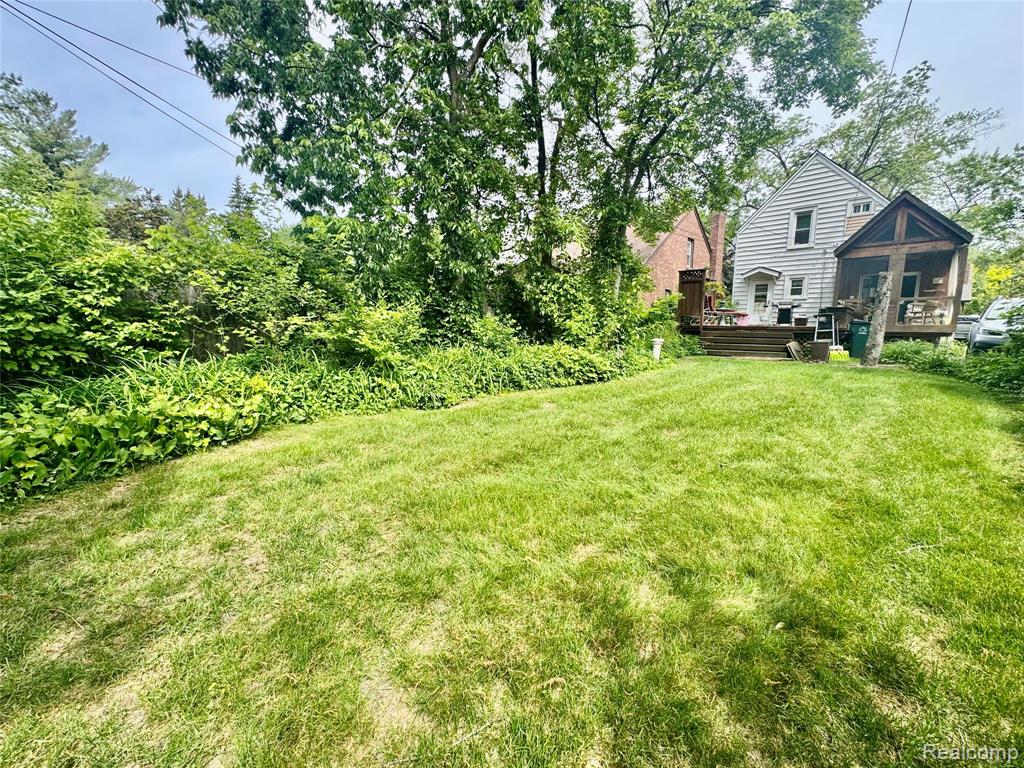 621 W Cambourne Street, Ferndale, MI 48220 — Photo 32