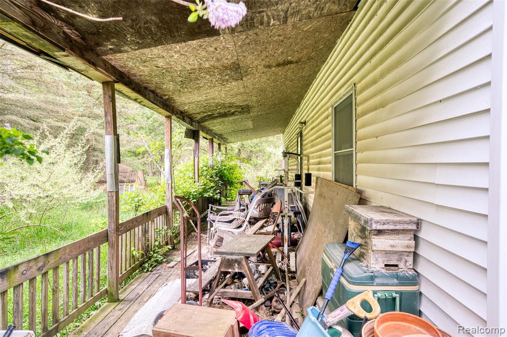 2626 Bullock Road, Lapeer, MI 48446 — Photo 17