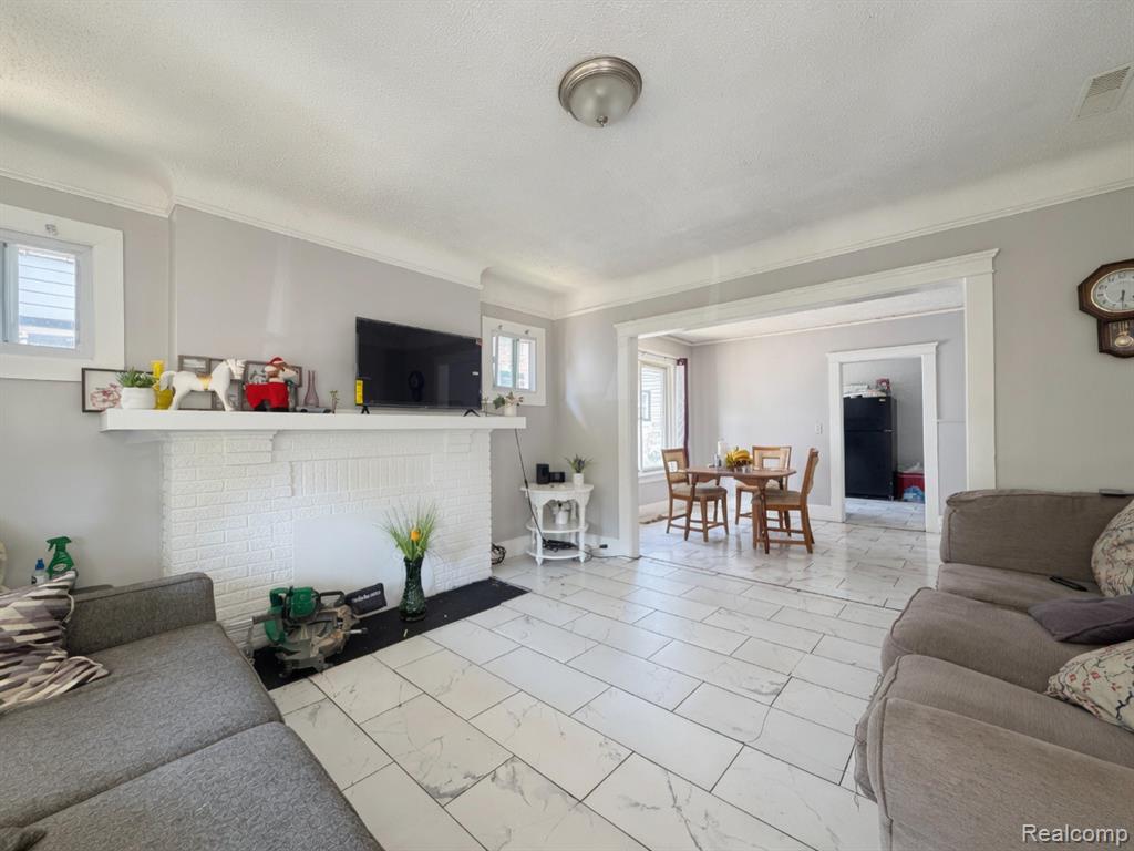 9940 Manor Street, Detroit, MI 48204 — Photo 5
