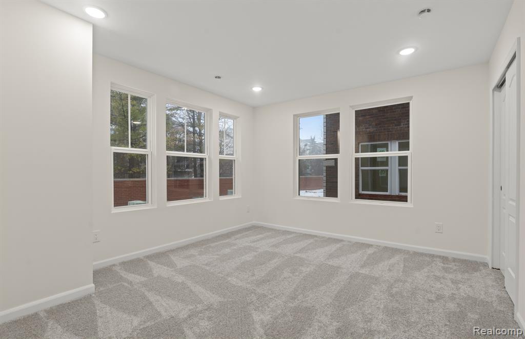 42846 Atwood Avenue, Novi, MI — Photo 8