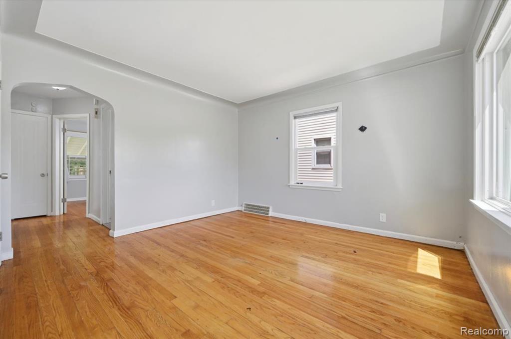 16069 Fairmount Drive, Detroit, MI 48205 — Photo 4