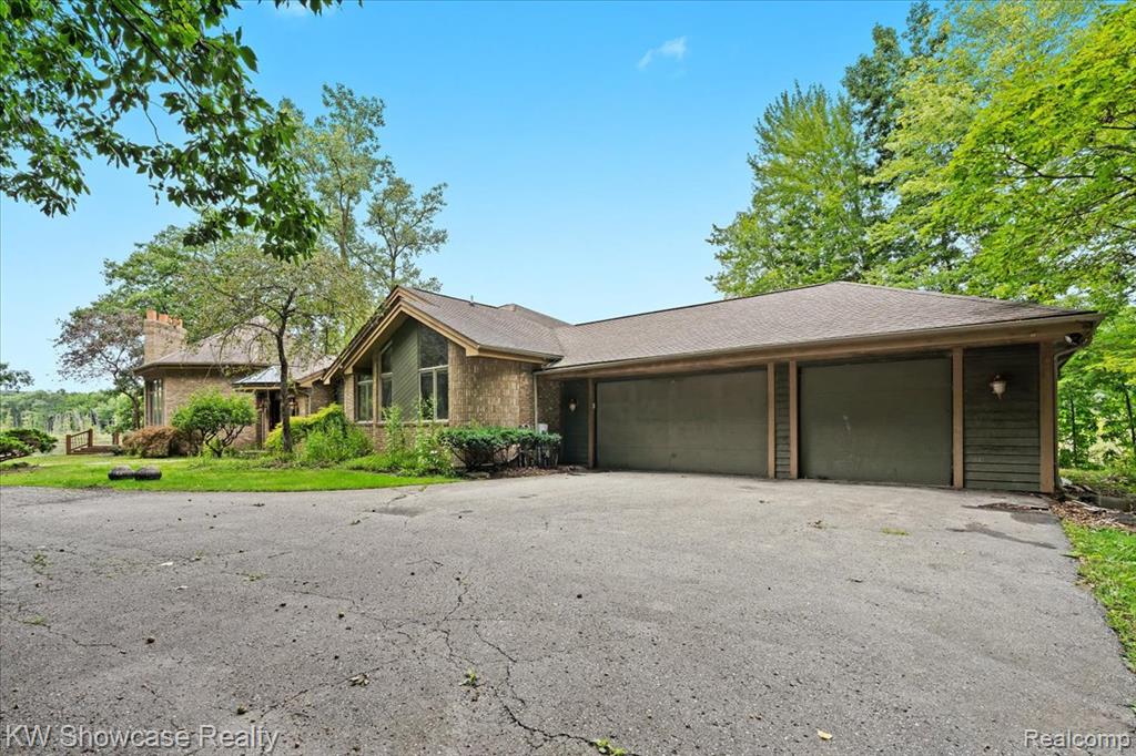 7950 Clement Road, Clarkston, MI — Photo 3