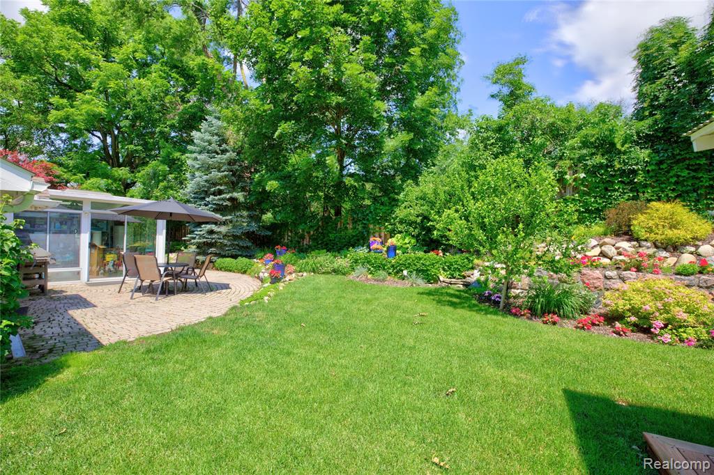 75 W Burdick Street, Oxford, MI 48371 — Photo 32