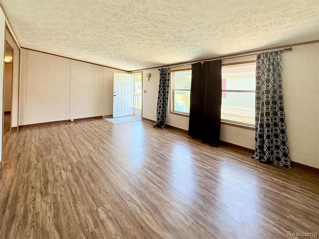 10846 Ashley Court, Willis, MI 48191 — Photo 10