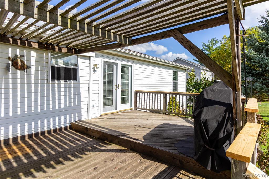 11270 Linda Kay, Goodrich Vlg, MI — Photo 42