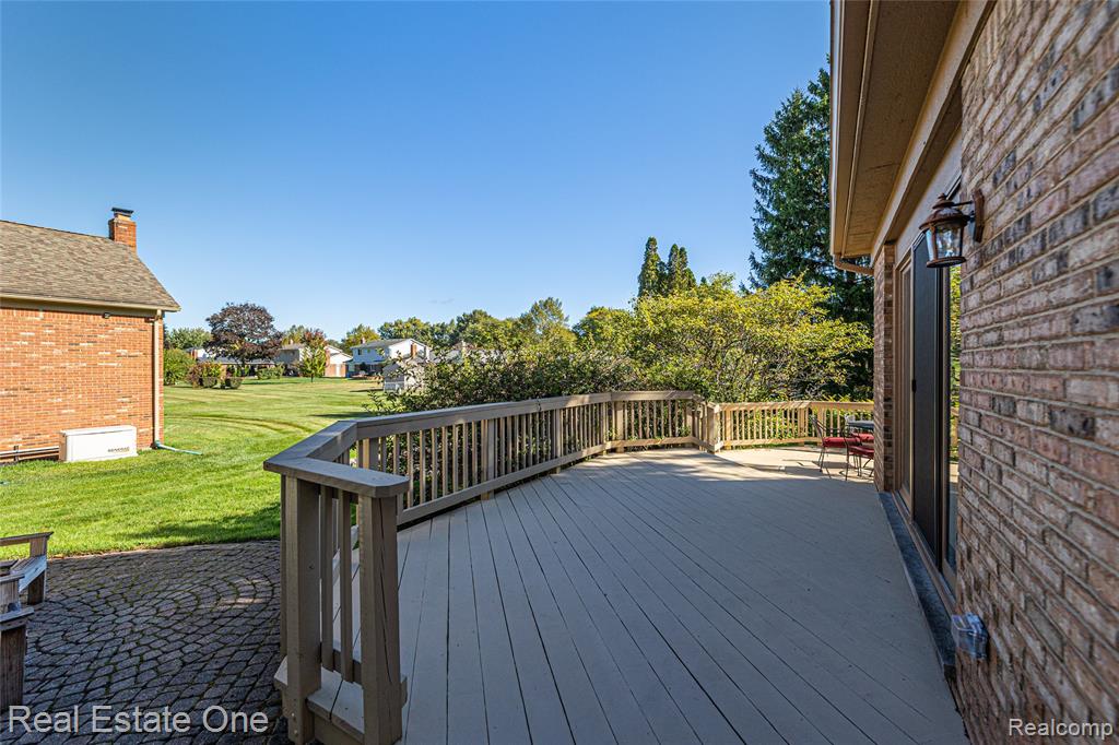 5092 Julian Drive, Troy, MI 48085 — Photo 36