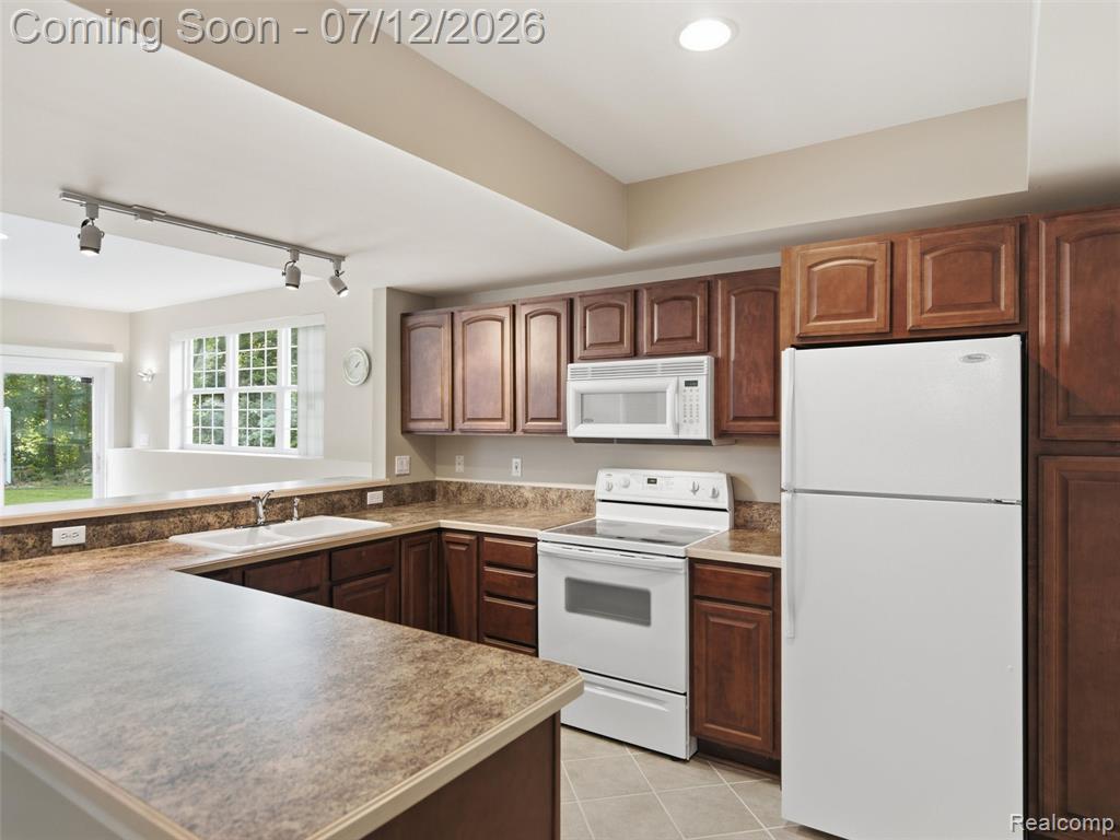 7495 Kovacs Drive, Linden, MI 48451 — Photo 31