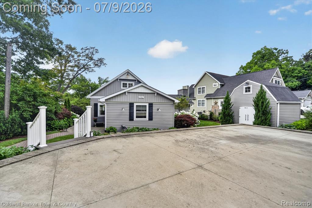3762 Noble, Brighton, MI 48116 — Photo 5