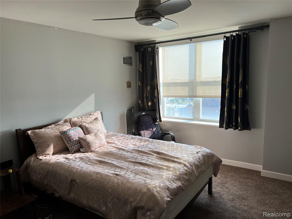 250 E Harbortown Drive, 1104, Detroit, MI 48207 — Photo 11