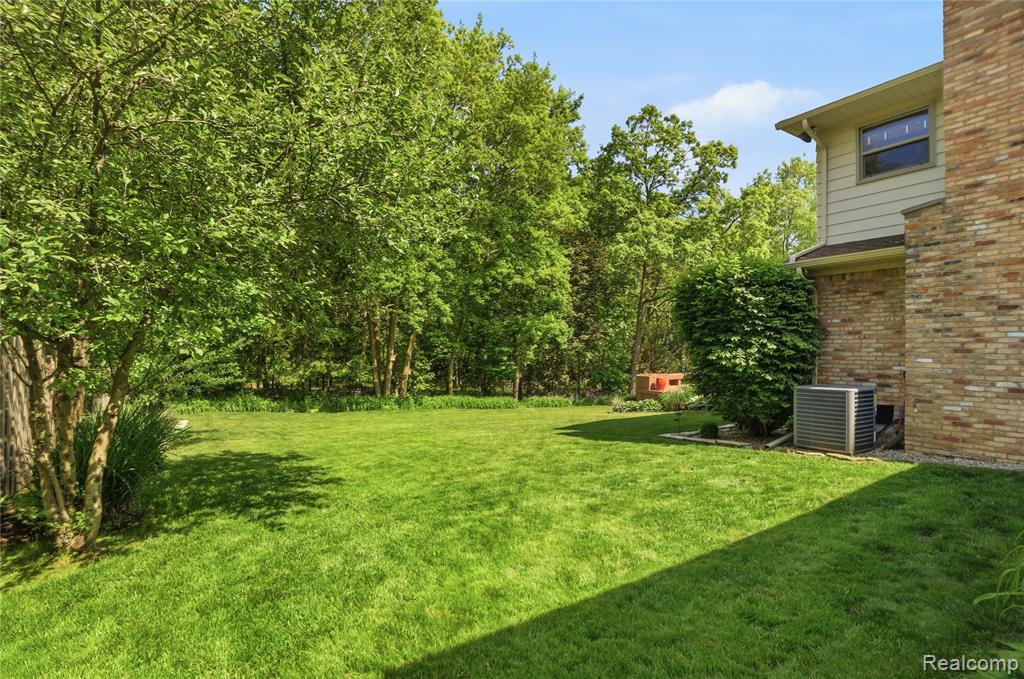 6211 Kings Scepter Road, Grand Blanc, MI 48439 — Photo 71