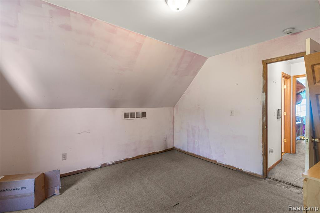 8068 Saint Marys Street, Detroit, MI 48228 — Photo 23